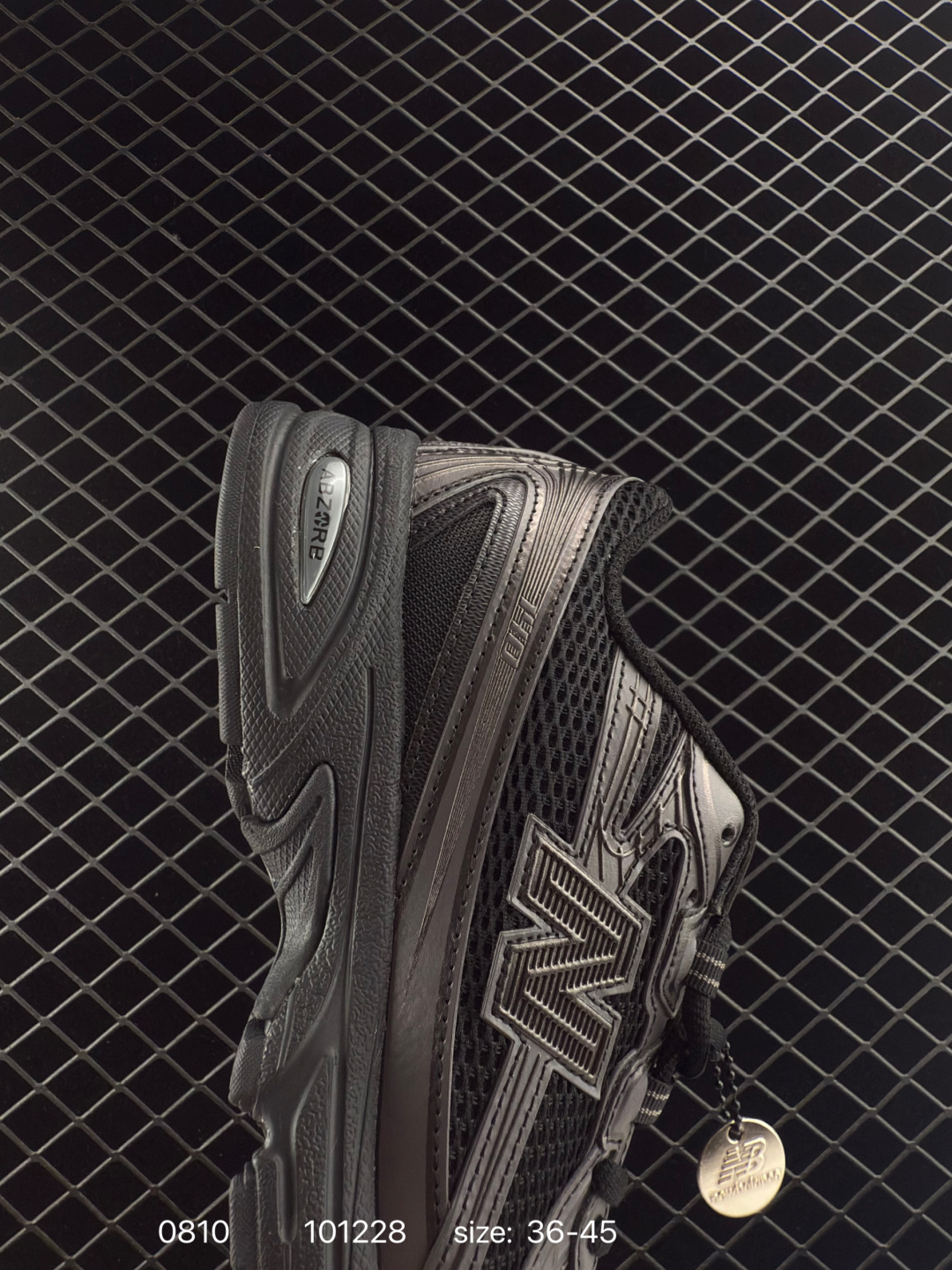 New Balance MR740 NB